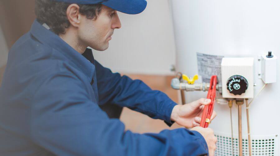 Expert burst pipe repair services in Bevington, IA